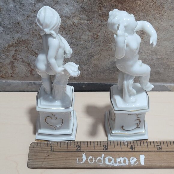 Vintage Pair Hutschenreuther Porcelain Cherubs Putti Four Seasons Figurine - Picture 10 of 11